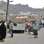 تدهور القدرة الشرائية في عدن: تحسن الصرف وهمي والأسواق تشتعل