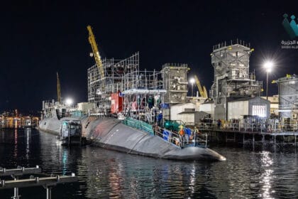 ترامب يعتزم مضاعفة الإنفاق العسكري الأمريكي على بناء السفن