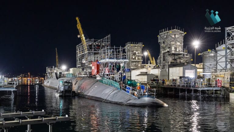 ترامب يعتزم مضاعفة الإنفاق العسكري الأمريكي على بناء السفن