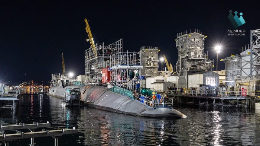 ترامب يعتزم مضاعفة الإنفاق العسكري الأمريكي على بناء السفن