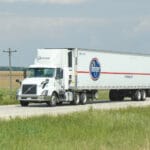 دعوى قضائية ضد كروجر وشركات شحن كبرى: تواطؤ يهدد سوق العمل