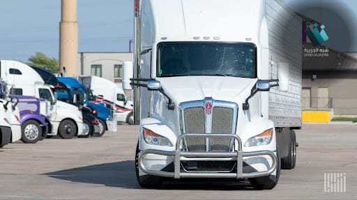 هل امتلاك الشاحنات مربح؟ معادلة الضرائب التي تغير قواعد اللعبة في قطاع الشحن