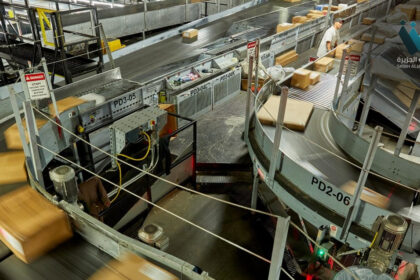 UPS تتخلى عن أمازون: استراتيجية جريئة لـ تحسين أرباح الشحن