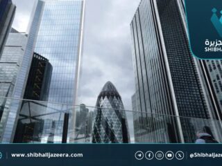 النشاط الاقتصادي البريطاني يسجل أقوى أداء منذ فبراير بدعم من الذكاء الاصطناعي