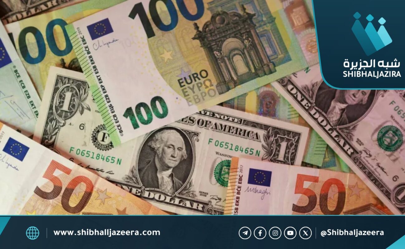 اليورو يتجه لخسارة أسبوعية والين يحقق مكاسب منذ سبتمبر
