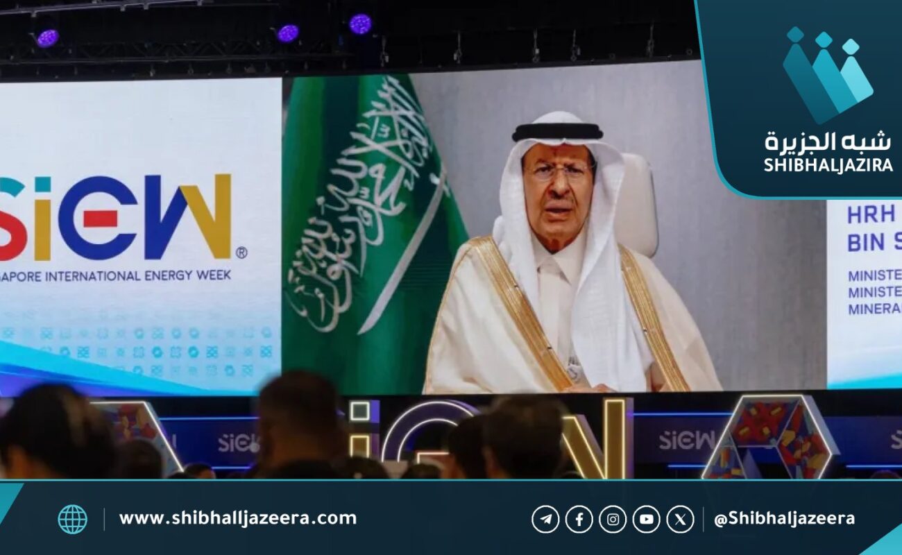 السعودية وسنغافورة تعتزمان تخزين النفط الخام في سنغافورة من 2027